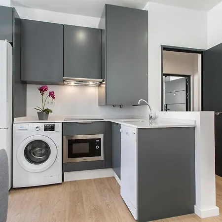 Rianal Centrico Moderno Apartment